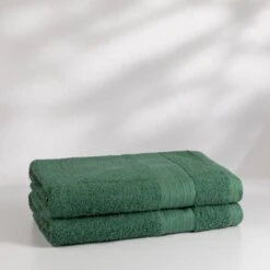 Sobel Westex Bath Sheet 2 Pack Towel Set -Pro Gear Home Shop Bellados bathsheet enviro front view Myrtle Green