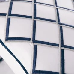 Disney Resorts Home Collection - Garden Trellis 17 Disney Resorts Home Collection - Garden Trellis -Pro Gear Home Shop GardenTrellis Detail1 RT