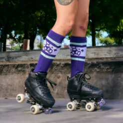 Triple 8 Sock Shinguards - Barbie Patin Signature Edition -Pro Gear Home Shop TripleEight SockShinguards Barbie PurpleStripe Lifestyle web 001